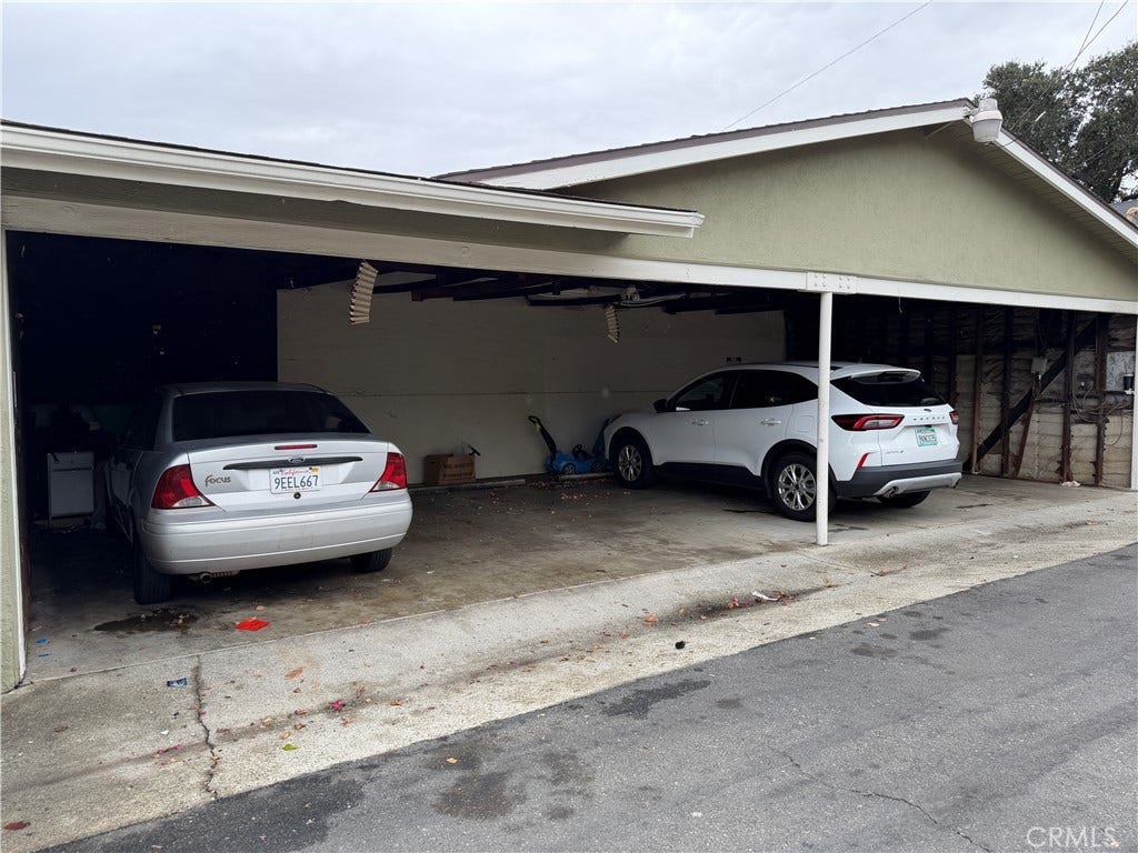 217 W 4th Street, #4, San Dimas, CA 91773 217 W 4th Street, #4, San Dimas, CA 91773