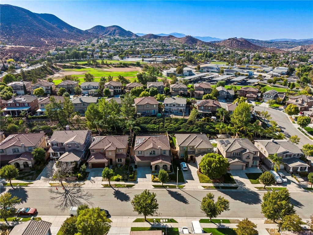 32341 Rock Rose Drive, Lake Elsinore, CA 92532 32341 Rock Rose Drive, Lake Elsinore, CA 92532