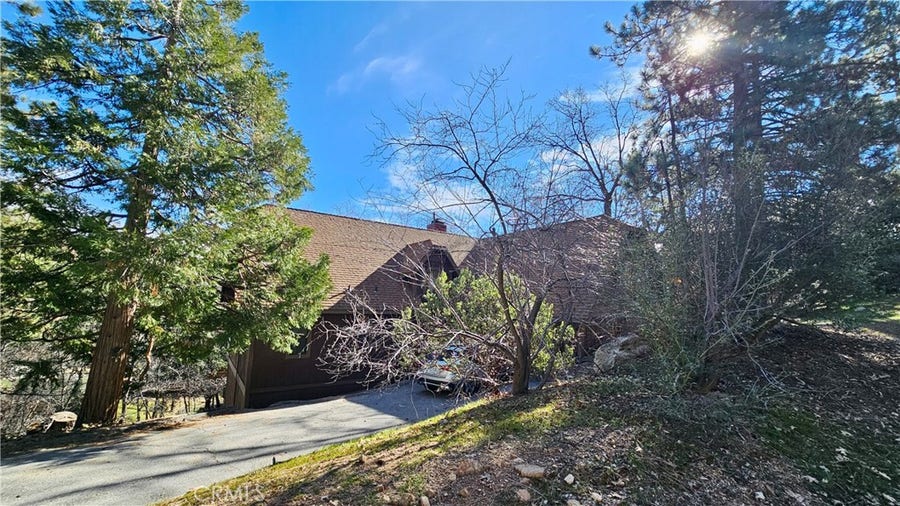 Property photo for 28791 Zion, Lake Arrowhead, CA