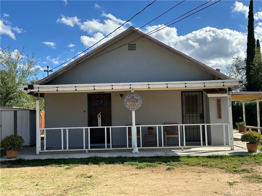 Property photo for 672 Massachusetts Avenue, Beaumont, CA