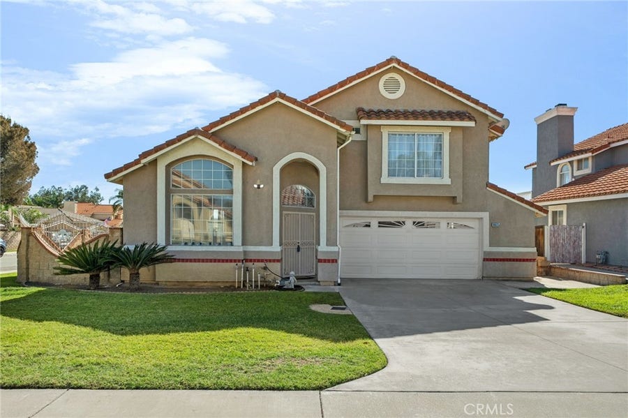 Property photo for 18035 San Jacinto, Fontana, CA