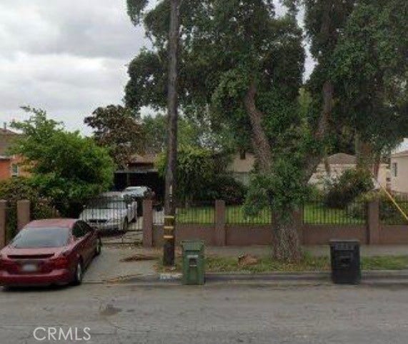 Property photo for 114 W 124th, Los Angeles, CA