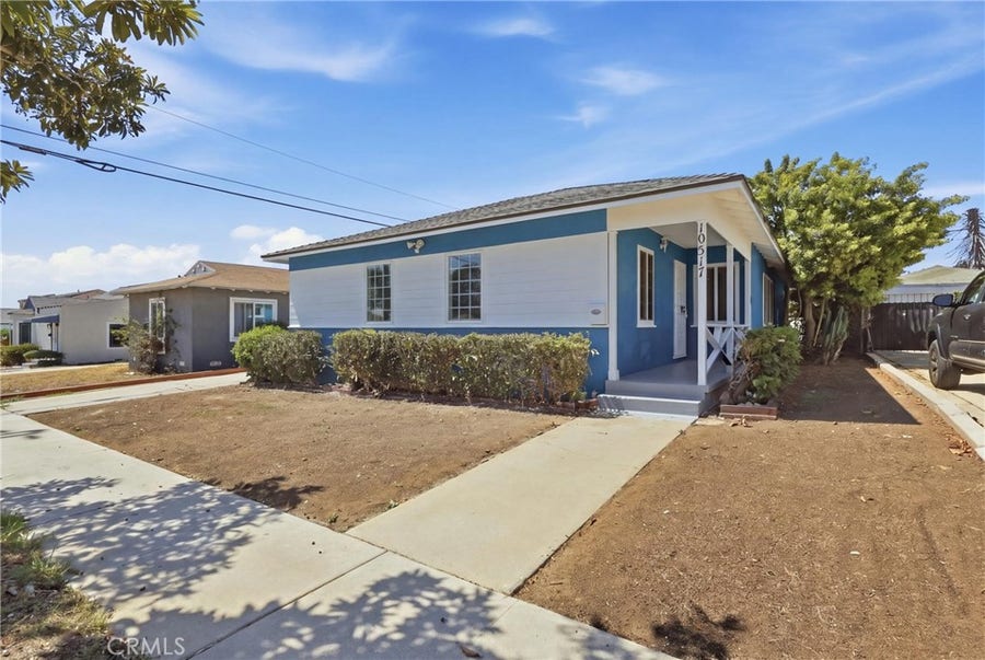Property photo for 10517 Cimarron, Los Angeles, CA