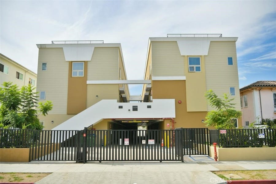 Property photo for 1509 S Gramercy Place, Los Angeles, CA