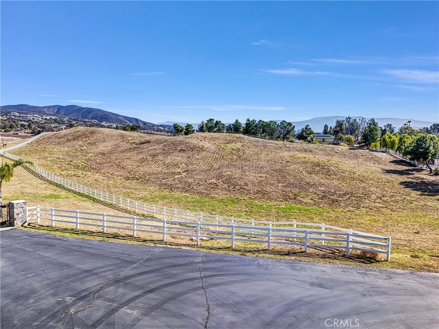 Property photo for 36335 Via Burgandy, Temecula, CA