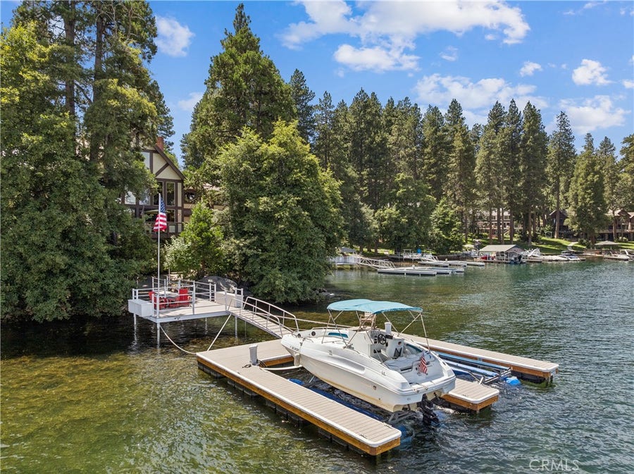 Property photo for 27990 Peninsula Drive N, Lake Arrowhead, CA