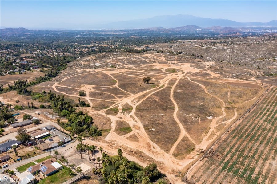 Property photo for 0 Iris, Riverside, CA