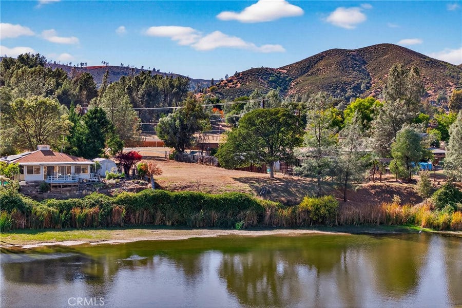 Property photo for 2986 Quince Way, Clearlake Oaks, CA