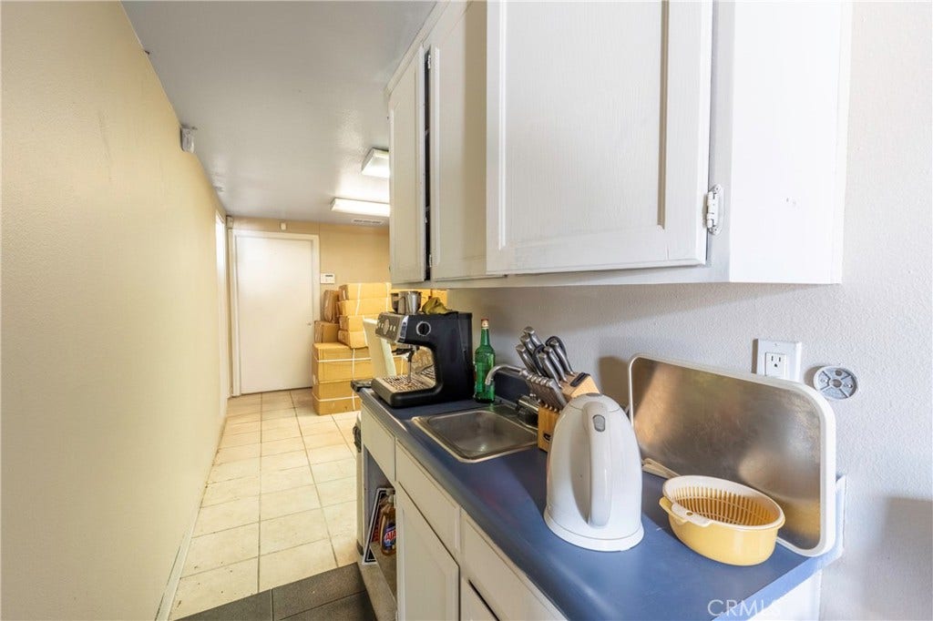 2436 E 5th, San Bernardino, CA 92346 2436 E 5th, San Bernardino, CA 92346