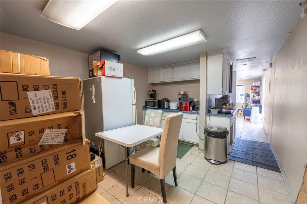 2436 E 5th, San Bernardino, CA 92346 2436 E 5th, San Bernardino, CA 92346