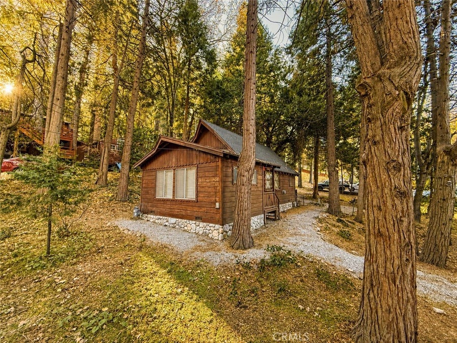 Property photo for 65807 N Boa Drive, Crestline, CA