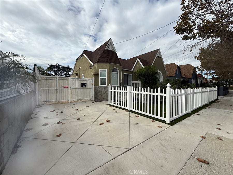 Property photo for 1555 McDonald Avenue, Wilmington, CA