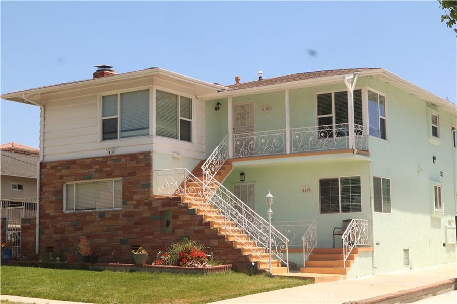 Property photo for 6100 S Fairfax Avenue, Ladera Heights, CA