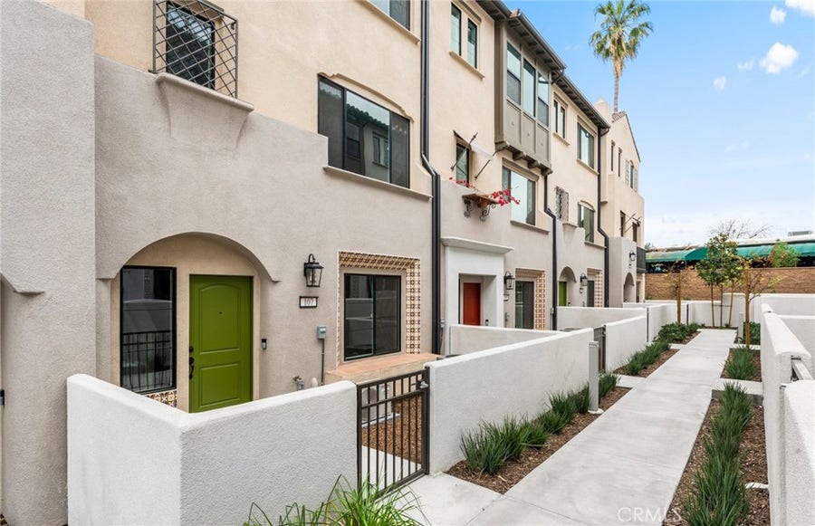 Property photo for 107 Kimberwick Court, Burbank, CA