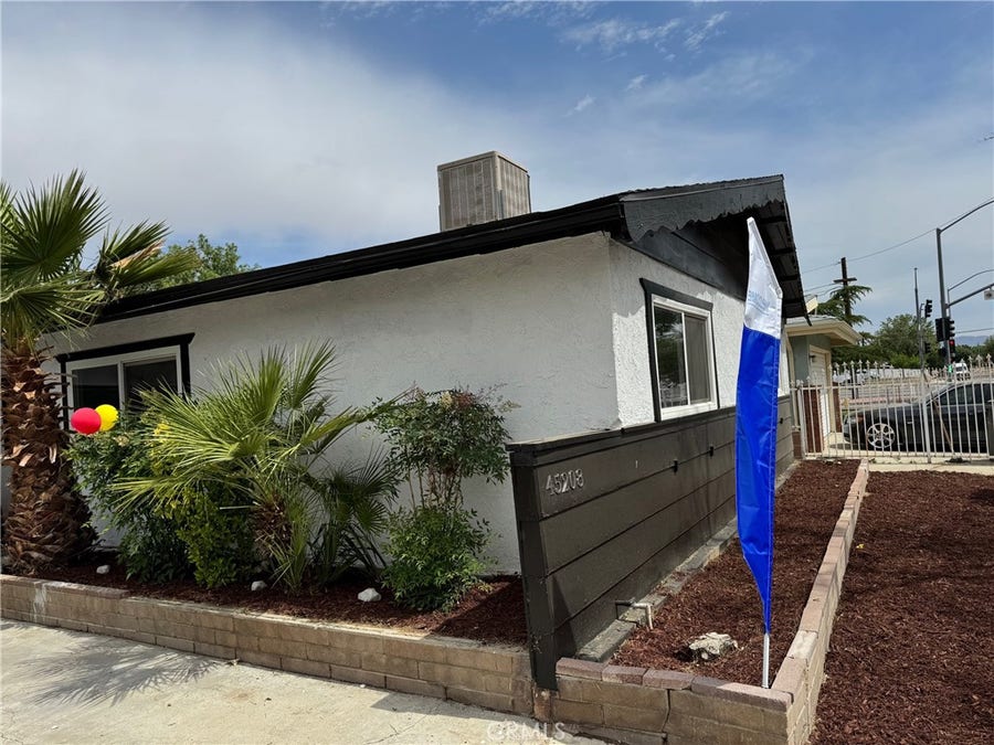 Property photo for 45208 17th W, Lancaster, CA