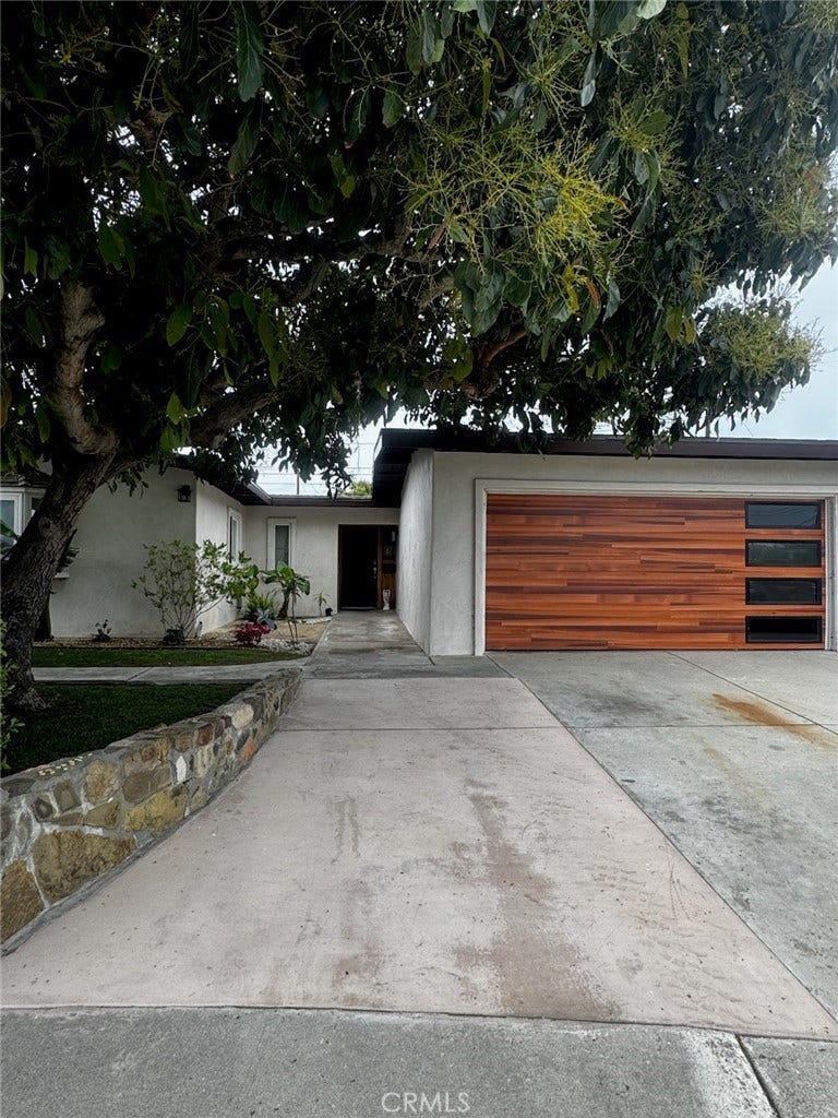 Property photo for 1720 Elsinore Circle, Oxnard, CA