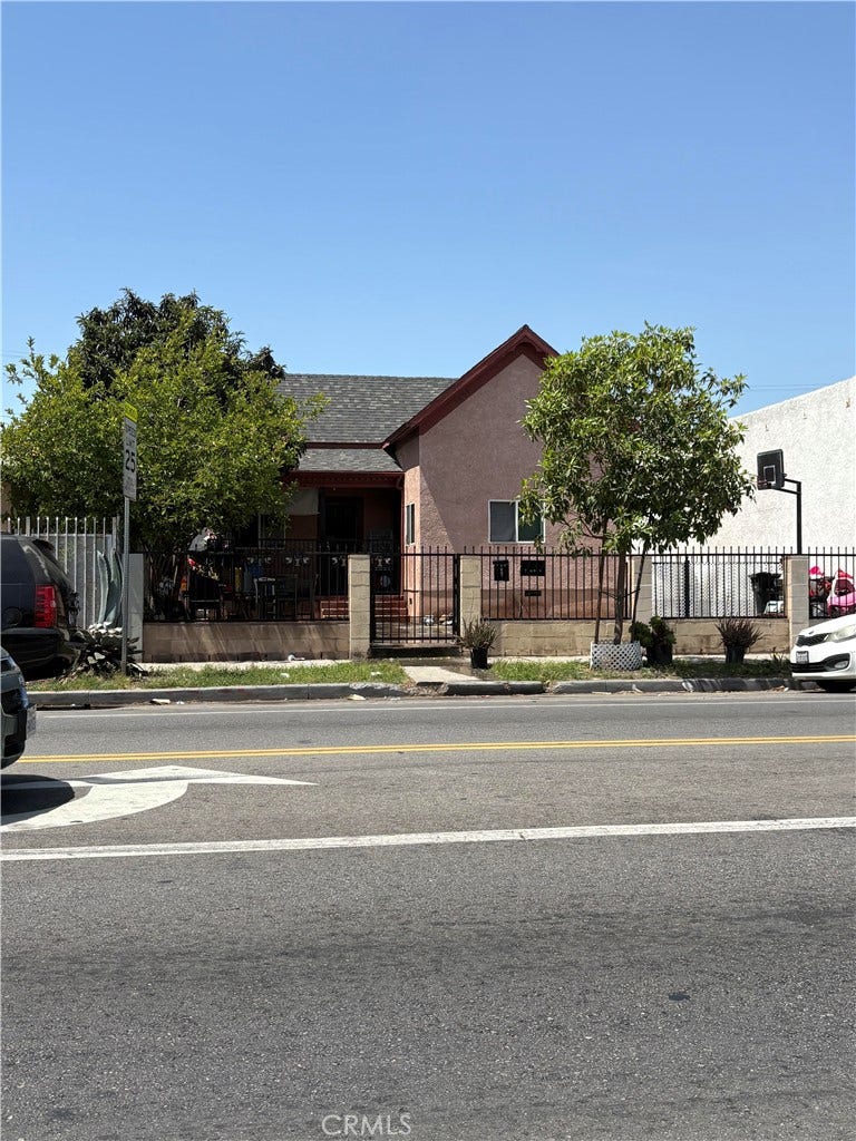 Property photo for 7607 S San Pedro, Los Angeles, CA