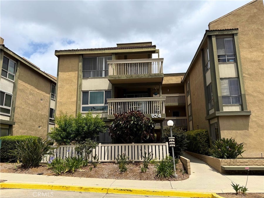Property photo for 824 Pinetree Circle, #36, Thousand Oaks, CA