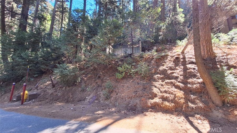 Property photo for 0 Sunderland, Lake Arrowhead, CA