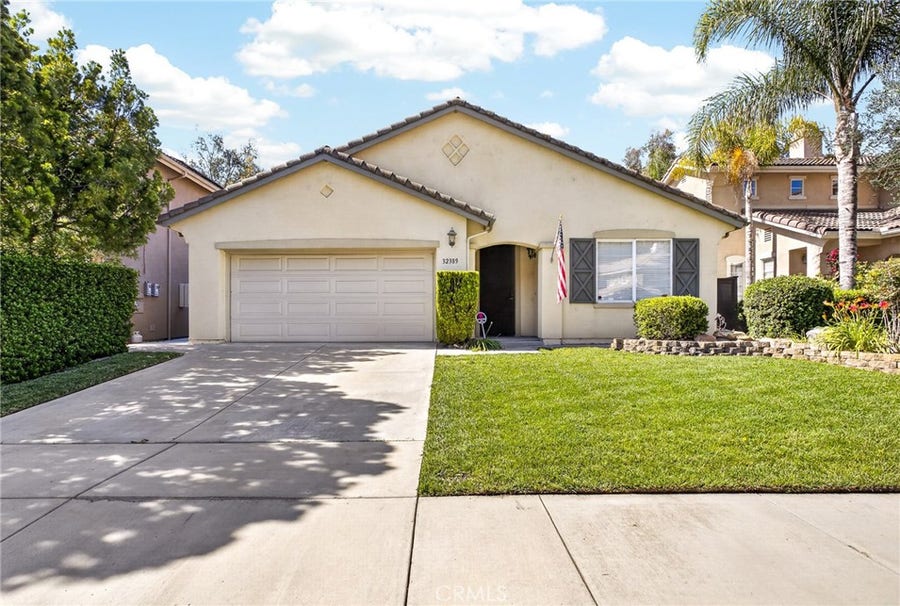 Property photo for 32389 Pensador Street, Temecula, CA