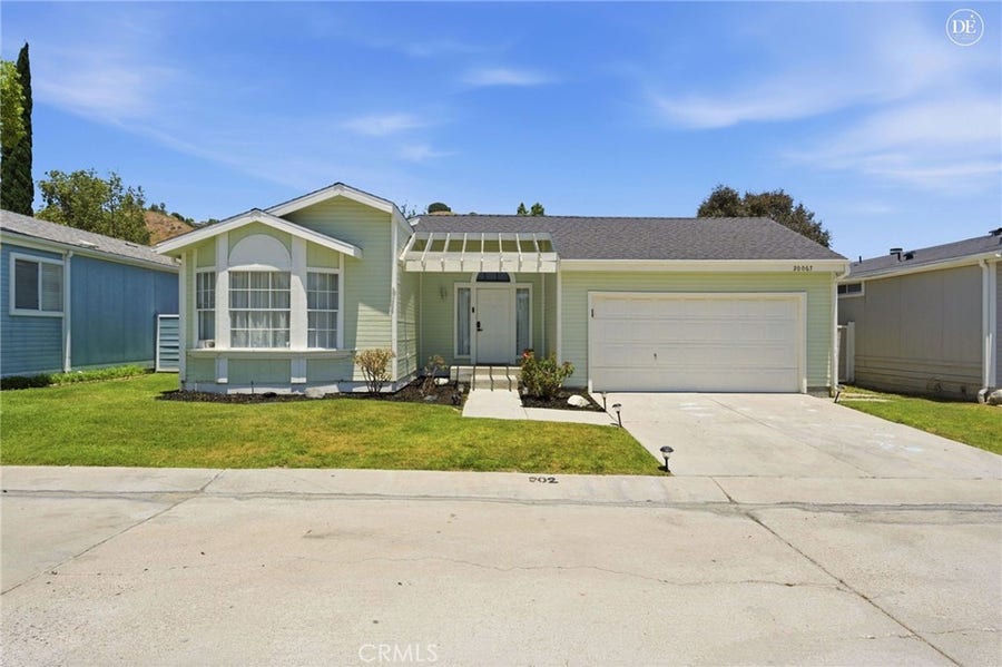 Property photo for 20067 Canyon View Drive, Canyon Country, CA