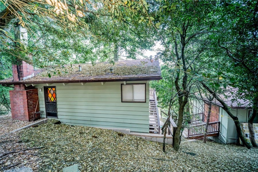 Property photo for 25123 Valle Drive, Crestline, CA