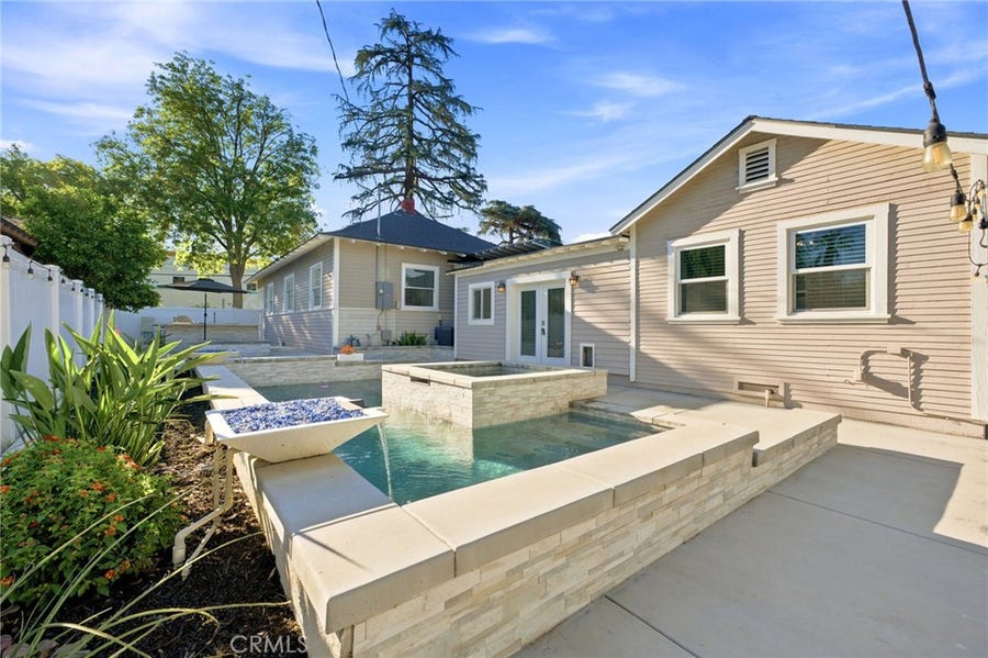 Property photo for 3364 Cedar, Riverside, CA