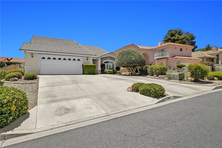 Property photo for 17885 Vista Point, Victorville, CA
