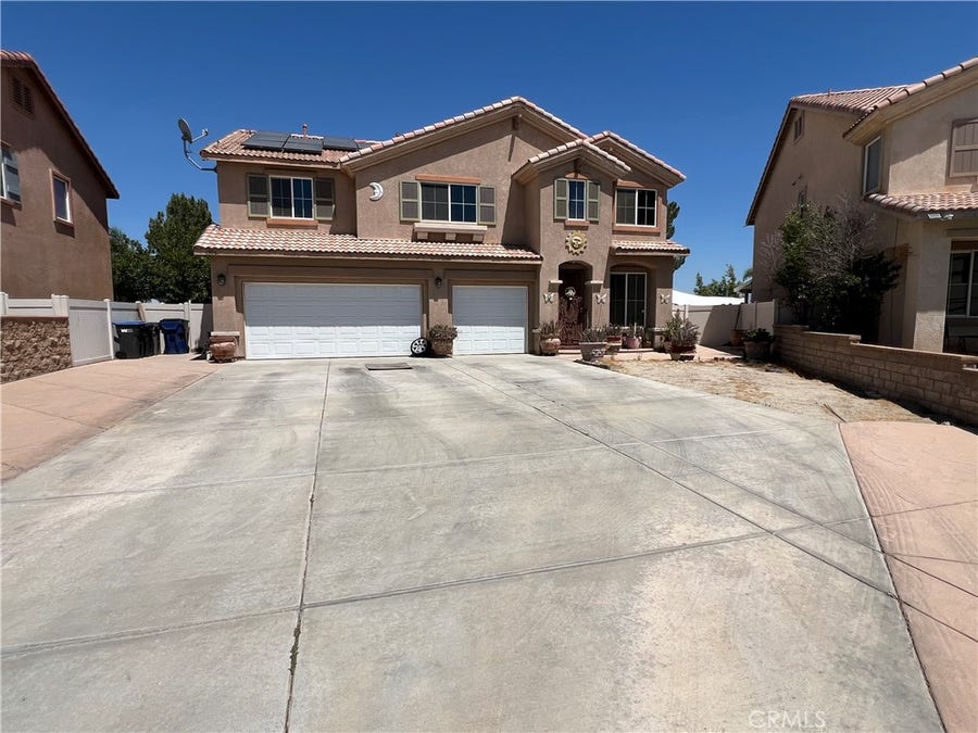 Property photo for 6356 Katrina Place, Palmdale, CA