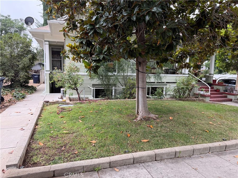 Property photo for 102 S Buena Vista, Redlands, CA