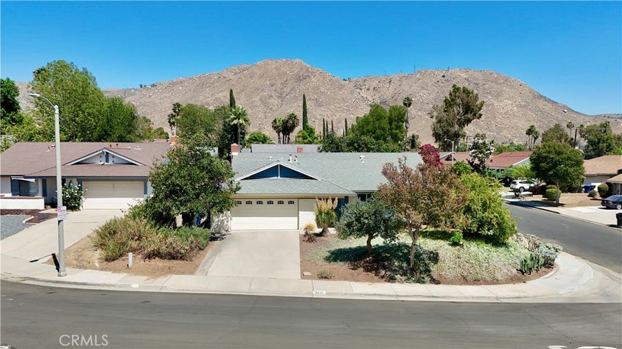 Property photo for 3430 Bahia, Riverside, CA