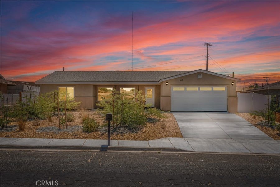 Property photo for 16105 Tawney Ridge, Victorville, CA