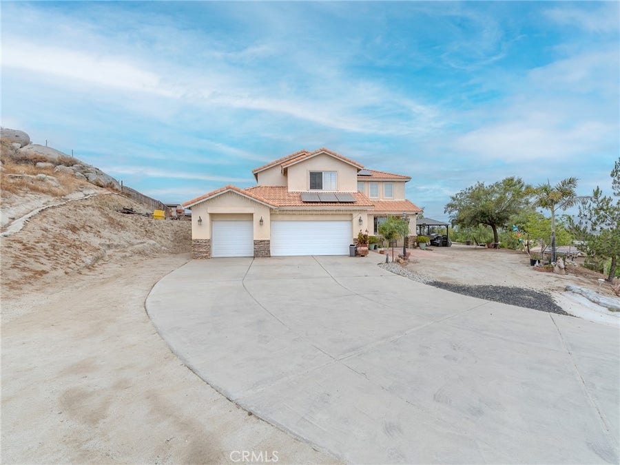 Property photo for 1344 Little Rock Lane, Perris, CA