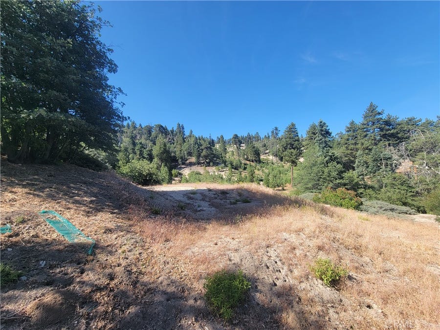 Property photo for 33345 Angeles, Green Valley Lake, CA