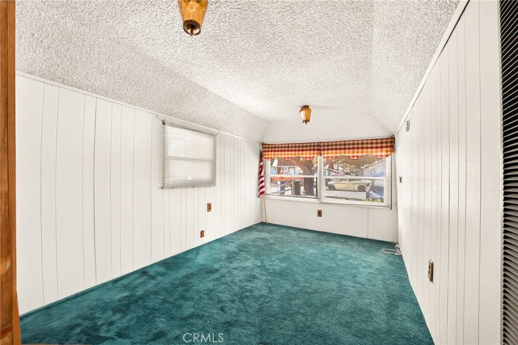 301 E Mountain View, Big Bear City, CA 92314 301 E Mountain View, Big Bear City, CA 92314