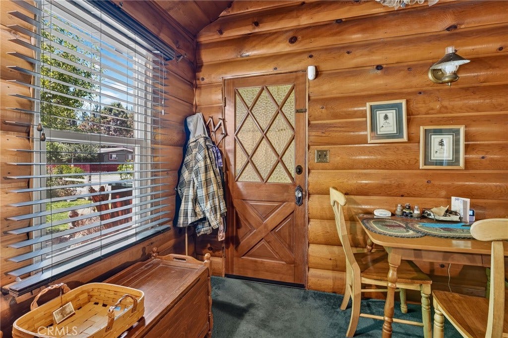 301 E Mountain View, Big Bear City, CA 92314 301 E Mountain View, Big Bear City, CA 92314
