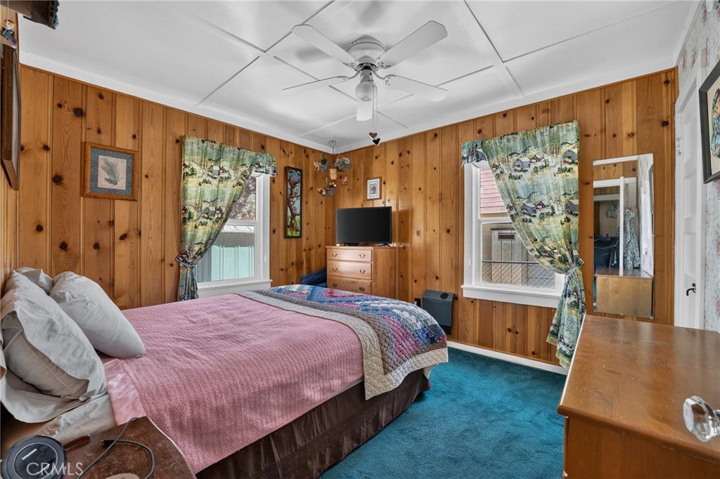 301 E Mountain View, Big Bear City, CA 92314 301 E Mountain View, Big Bear City, CA 92314