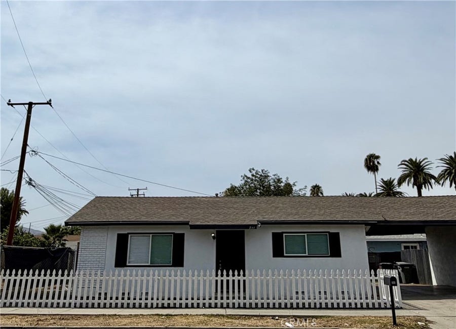 Property photo for 711 E Oakland, Hemet, CA