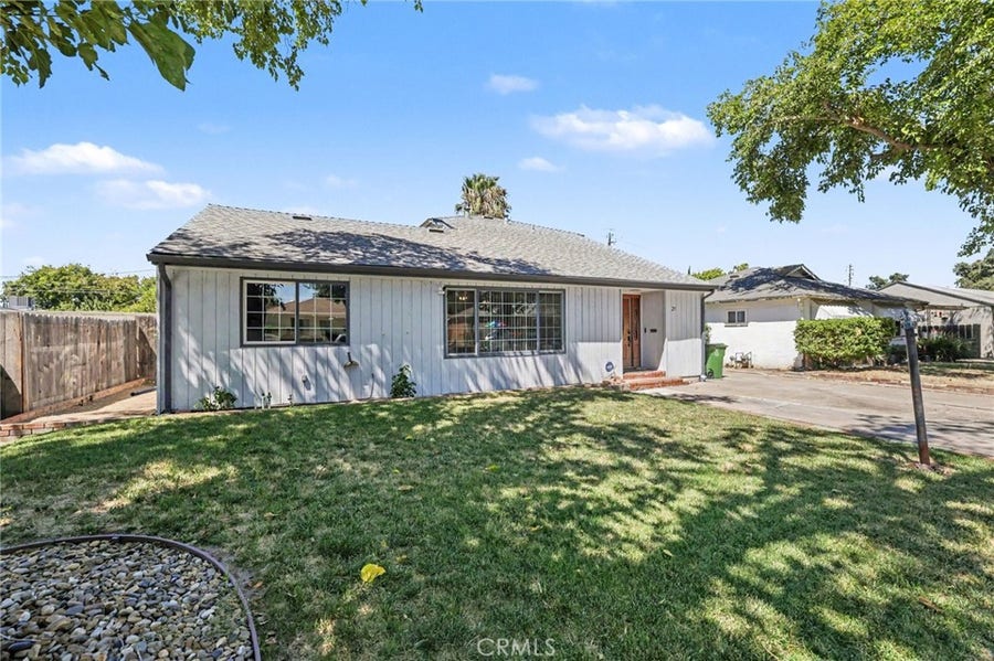 Property photo for 21 E Emerson Avenue, Tracy, CA