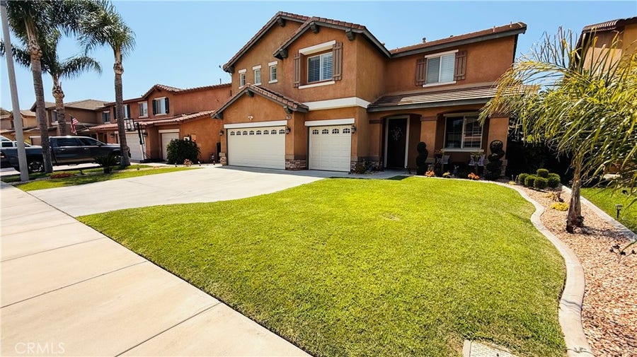 Property photo for 17289 Woodentree Lane, Riverside, CA
