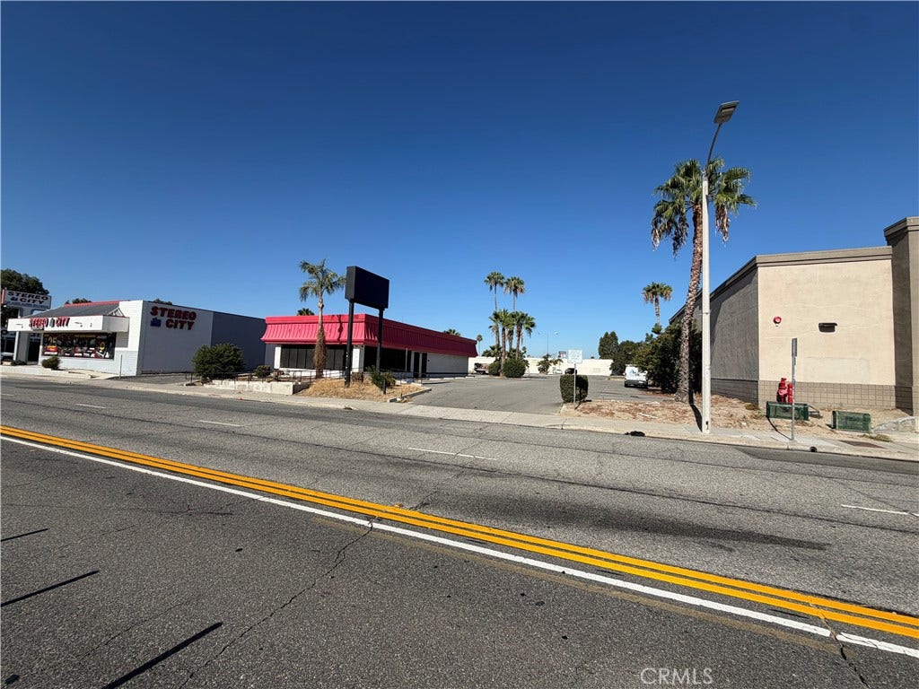 590 S E, San Bernardino, CA 92408 590 S E, San Bernardino, CA 92408