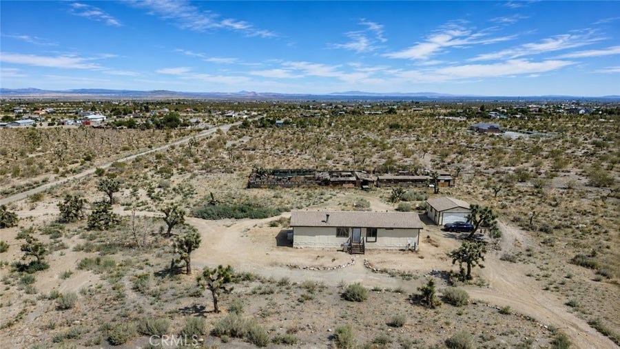 Property photo for 1930 Calaveras, Pinon Hills, CA