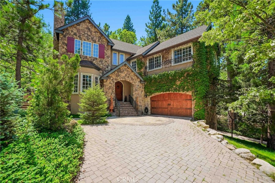 Property photo for 30151 Skyline, Running Springs, CA