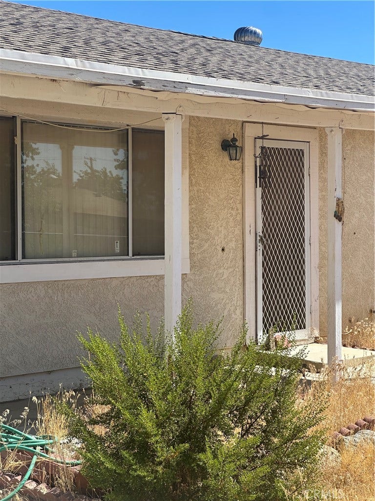 Property photo for 17821 Longmeadow, Palmdale, CA