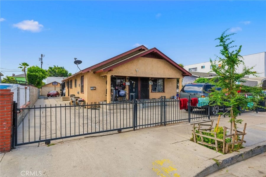 Property photo for 724 E 50th, Los Angeles, CA