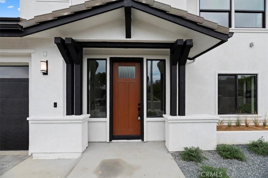 Property photo for 943 N Avenue 66, Los Angeles, CA