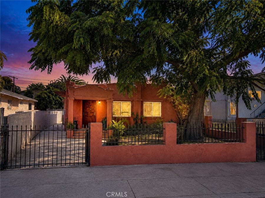 Property photo for 7833 Crocker, Los Angeles, CA