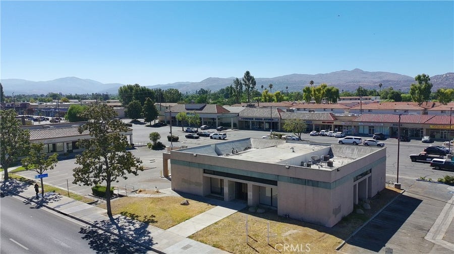 Property photo for 1991 E Florida Avenue, Hemet, CA