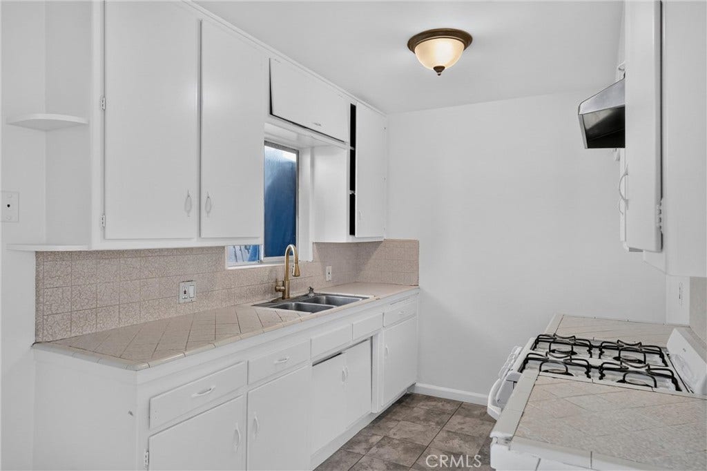 1720 N Sierra Way, San Bernardino, CA 92405 1720 N Sierra Way, San Bernardino, CA 92405