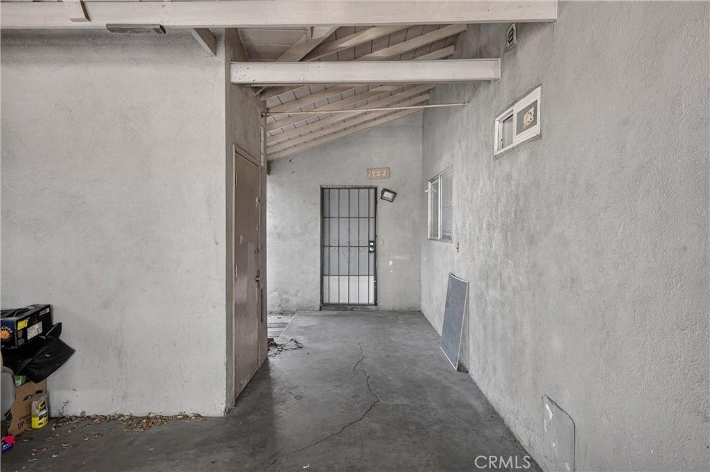 1720 N Sierra Way, San Bernardino, CA 92405 1720 N Sierra Way, San Bernardino, CA 92405